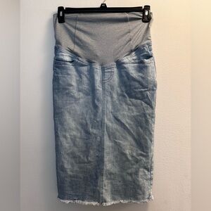 Main Street exchange maternity Jean skirt